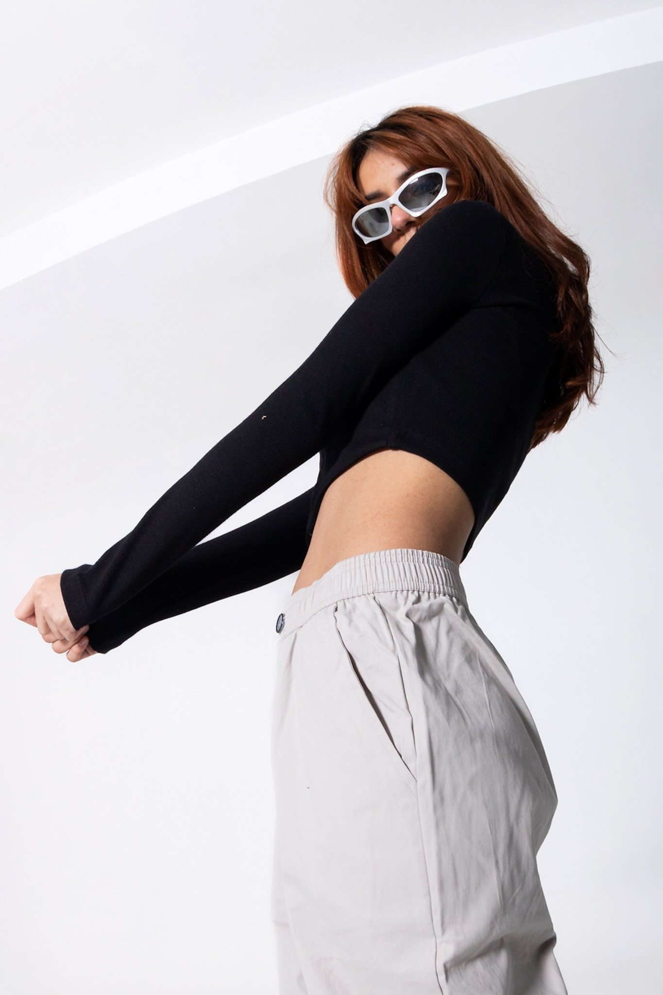 Full Sleeve ZIpper Crop Top black