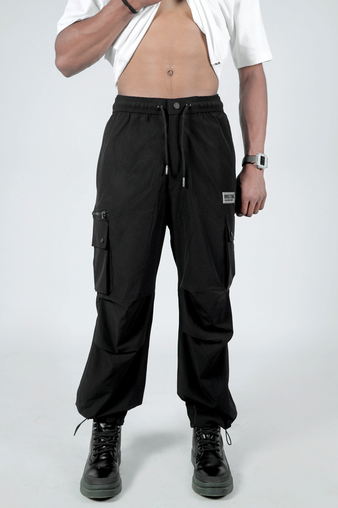 Relaxed Fit Cargo black